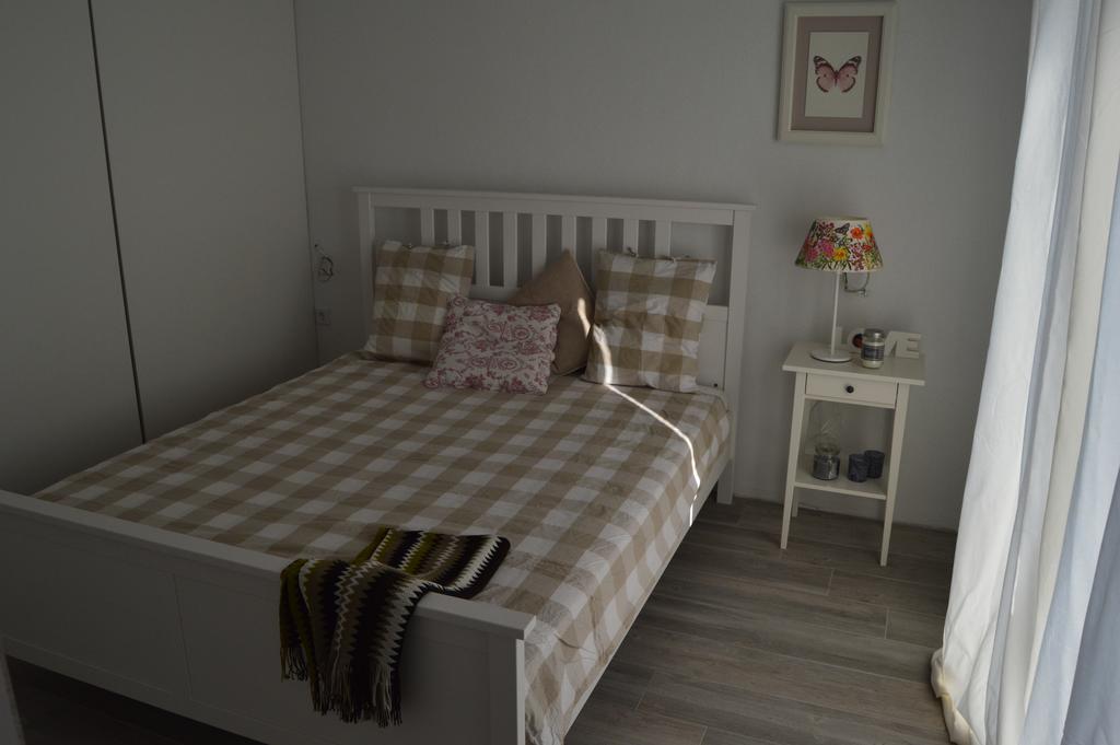 Apartment Vela Неум Екстериор снимка